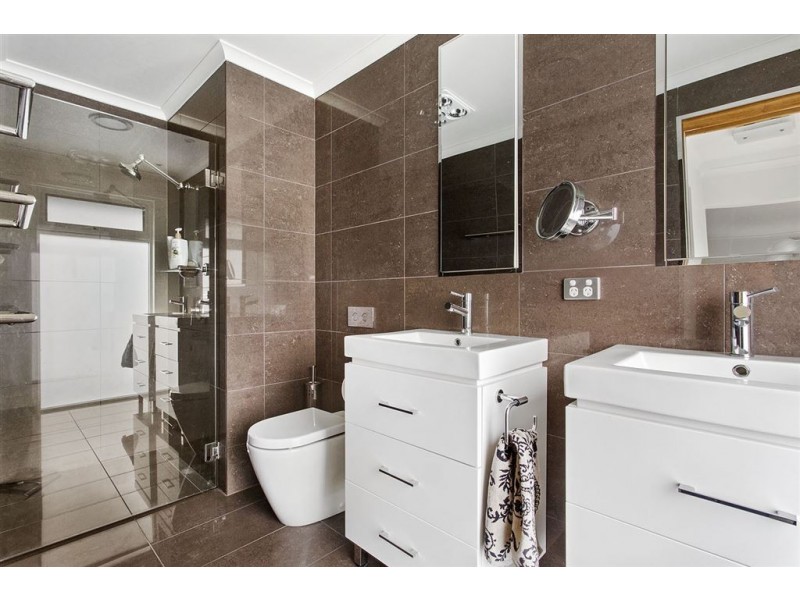 4 New World Avenue, Trevallyn TAS 7250