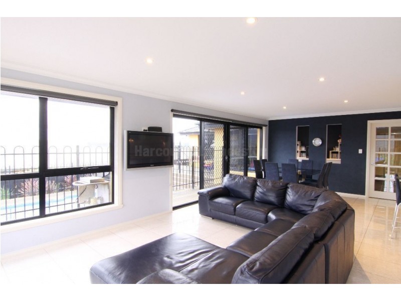 10 Columbus Drive, Blackstone Heights TAS 7250