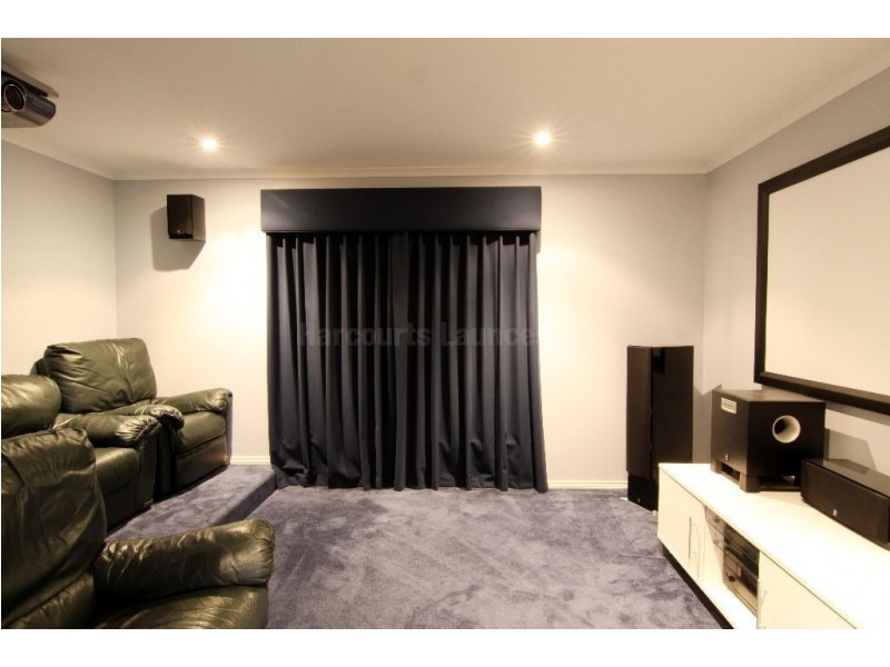 10 Columbus Drive, Blackstone Heights TAS 7250