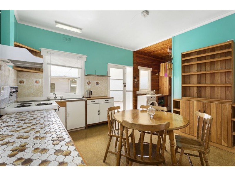 2 Rowan Avenue, Newstead TAS 7250