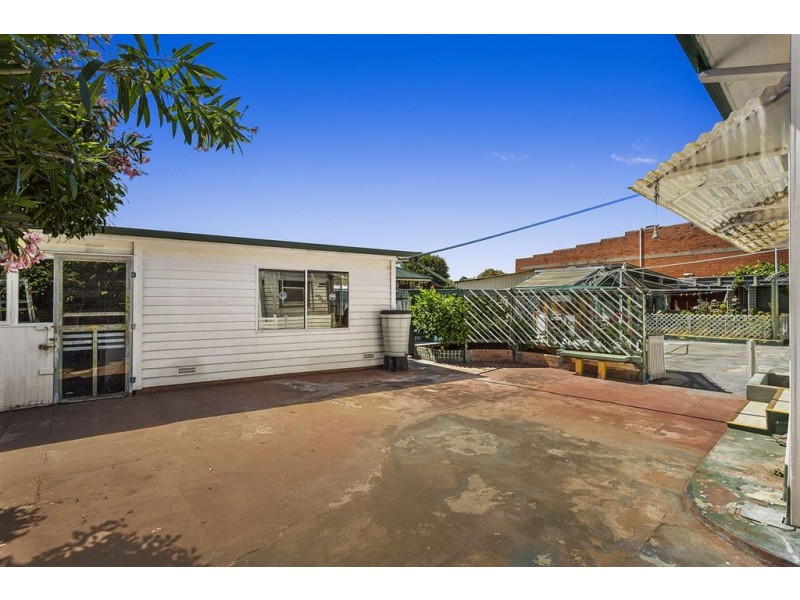 2 Rowan Avenue, Newstead TAS 7250