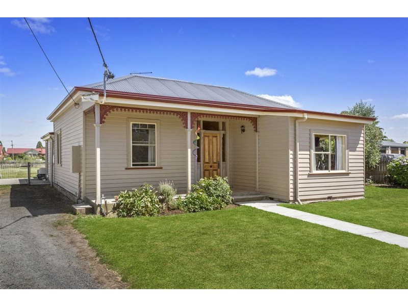 6 Pakenham Street, Longford TAS 7301