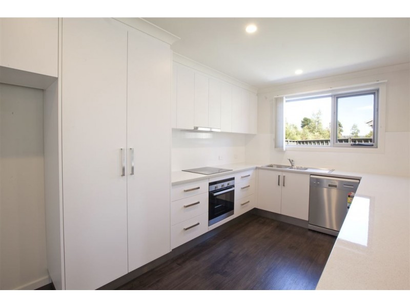 3/9-11 Hortus Place, Newnham TAS 7248