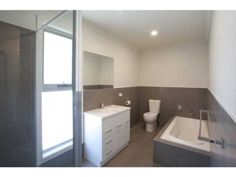 3/9-11 Hortus Place, Newnham TAS 7248