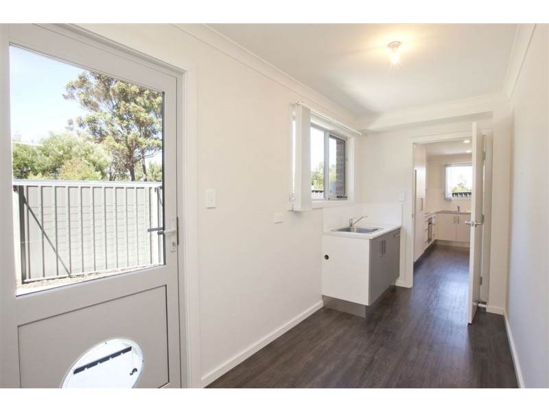 3/9-11 Hortus Place, Newnham TAS 7248