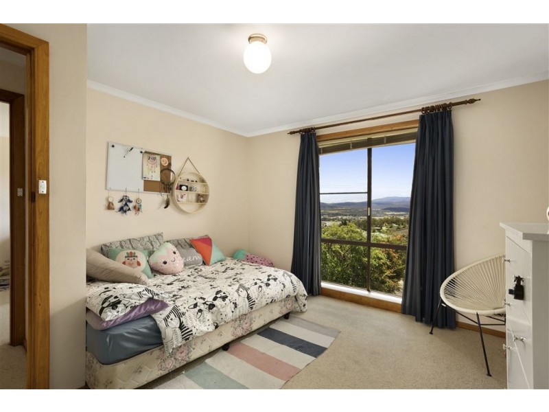 103 New World Avenue, Trevallyn TAS 7250