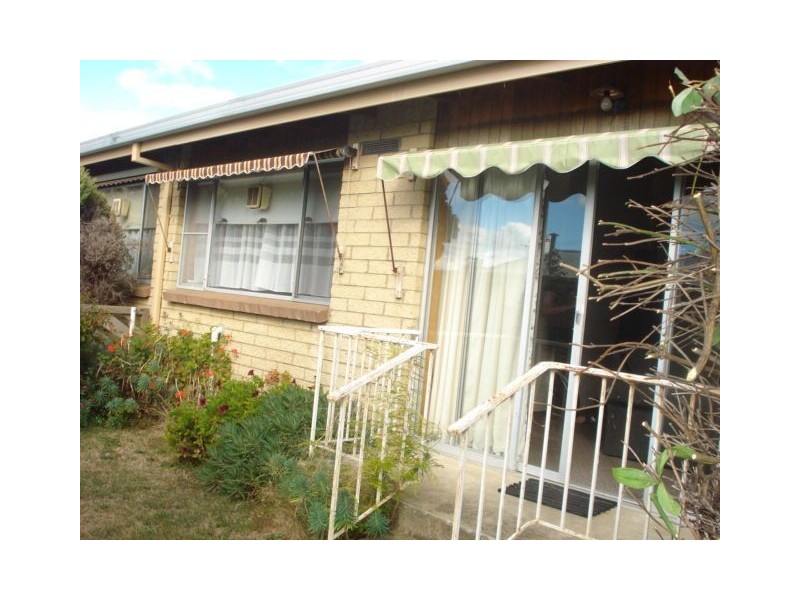 3/15-17 Hilton Place, Norwood TAS 7250