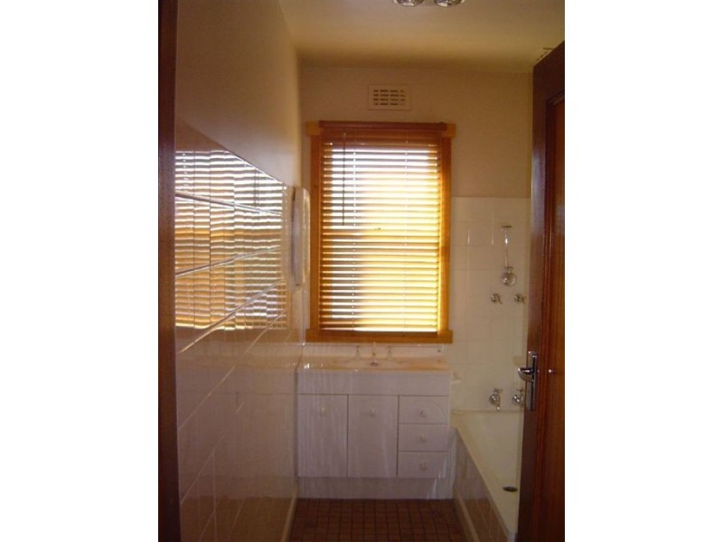 42 Basin Road, West Launceston TAS 7250