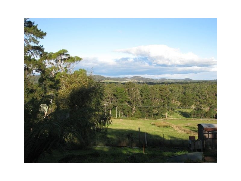 21 Torneys Road, Beauty Point TAS 7270