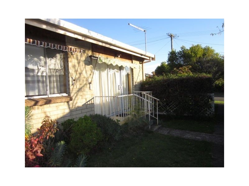 3/15-17 Hilton Place, Norwood TAS 7250