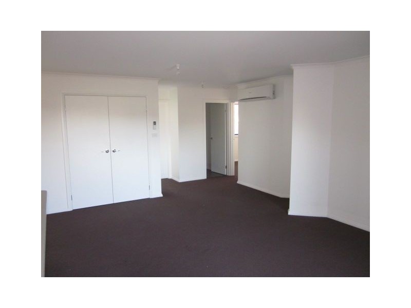10 Dafnis Drive, Newnham TAS 7248