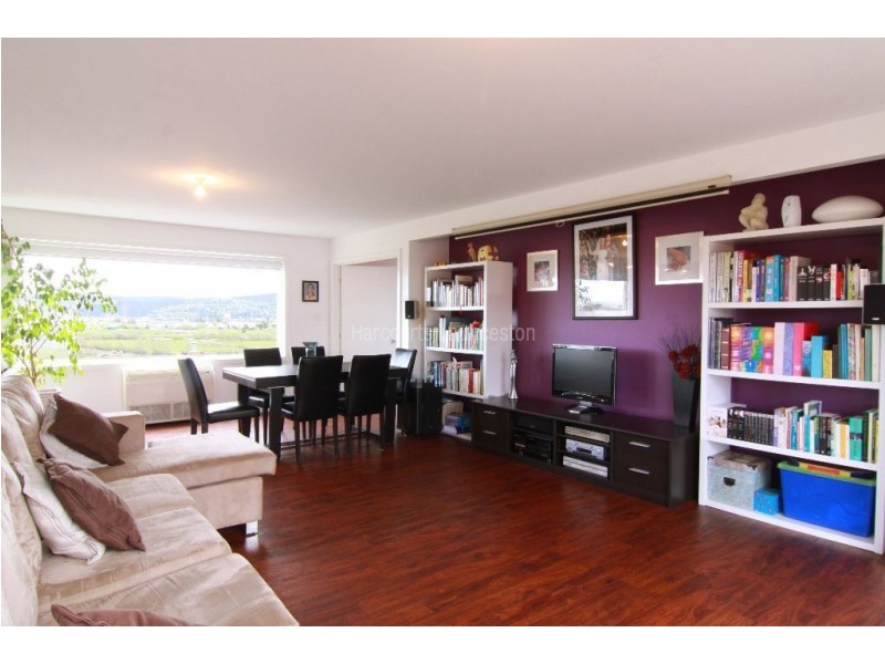 44 Bill Grove, Mowbray TAS 7248
