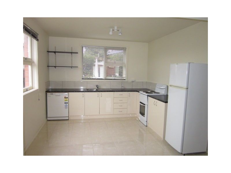 2/9a Hillside Crescent, West Launceston TAS 7250