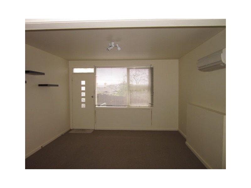 2/9a Hillside Crescent, West Launceston TAS 7250