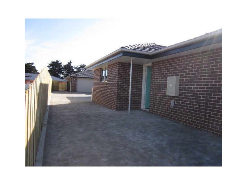 1/128 Franmaree Road, Newnham TAS 7248