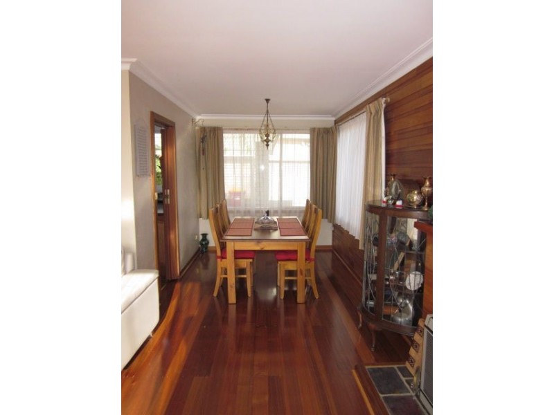 8 Peters Avenue, Summerhill TAS 7250