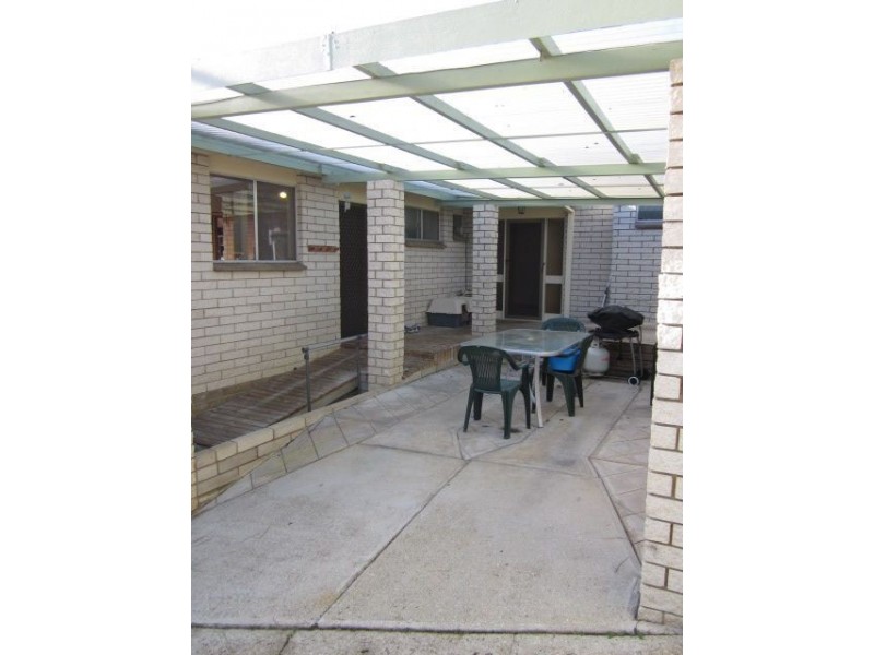 8 Peters Avenue, Summerhill TAS 7250