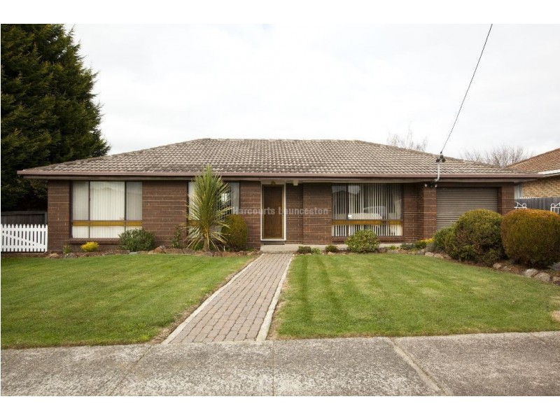 11 Mount Stuart Drive, Newnham TAS 7248