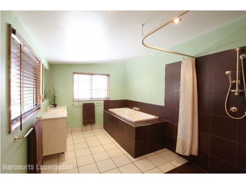 17 Henty Street, Invermay TAS 7248