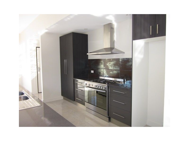 2/40 Legges Cresent, Prospect Vale TAS 7250