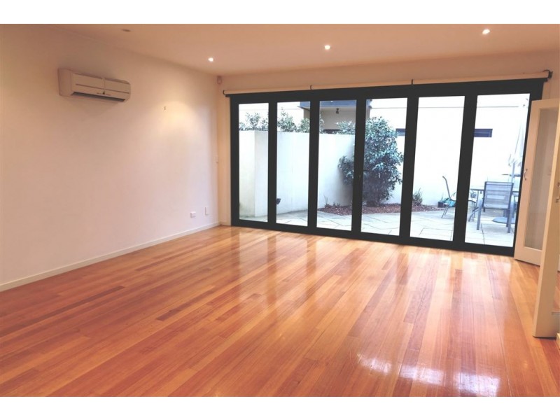 1/5 England Place, Newstead TAS 7250