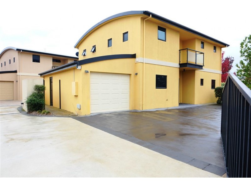 1/5 England Place, Newstead TAS 7250