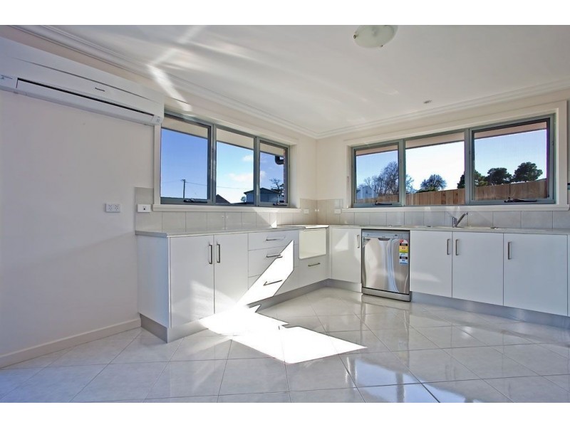 1/5 Eastfield Drive, Newnham TAS 7248