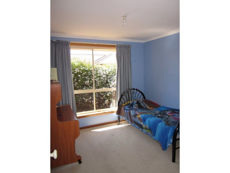 3 Kate Place, Summerhill TAS 7250