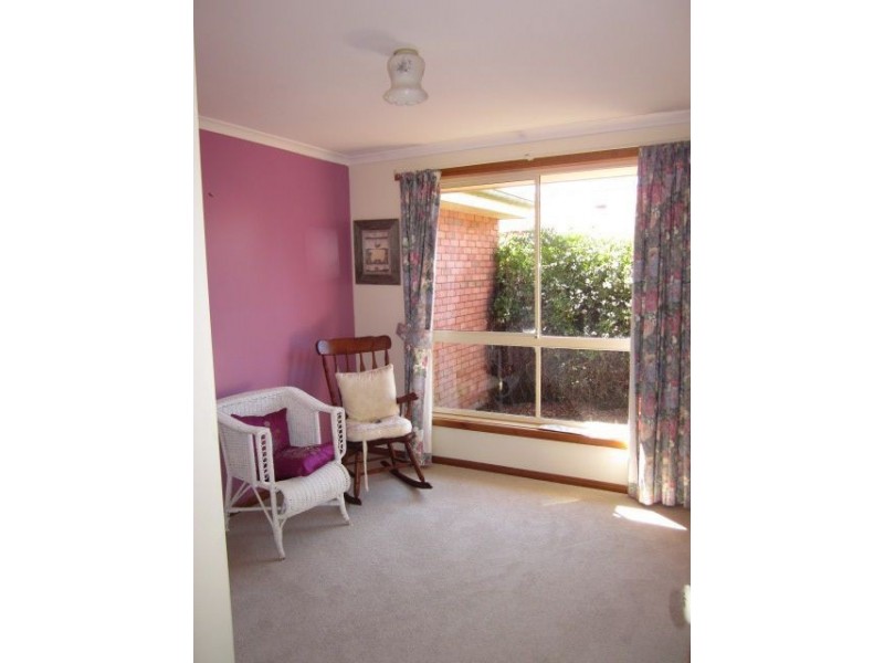 3 Kate Place, Summerhill TAS 7250