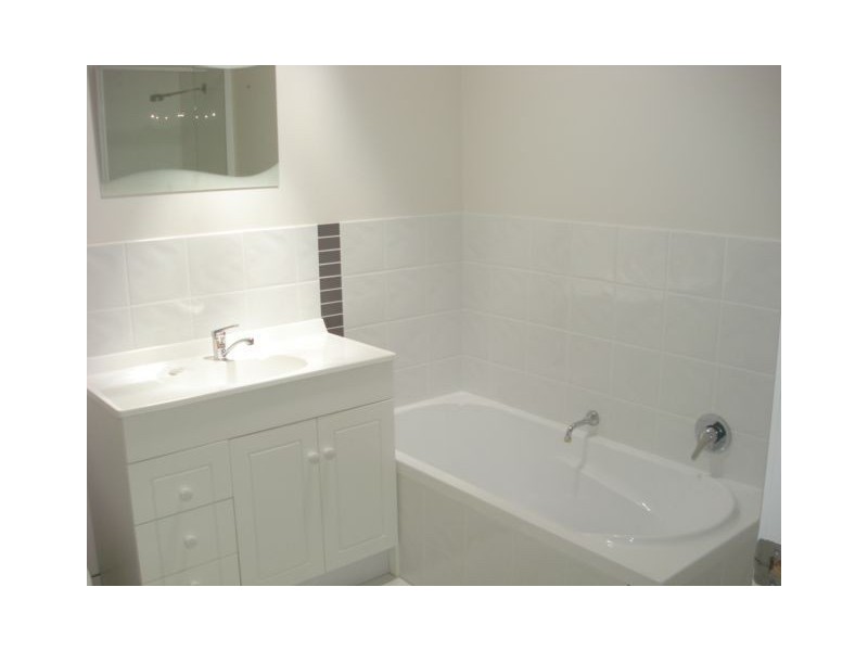 4/7-9 Bank Street, Mowbray TAS 7248