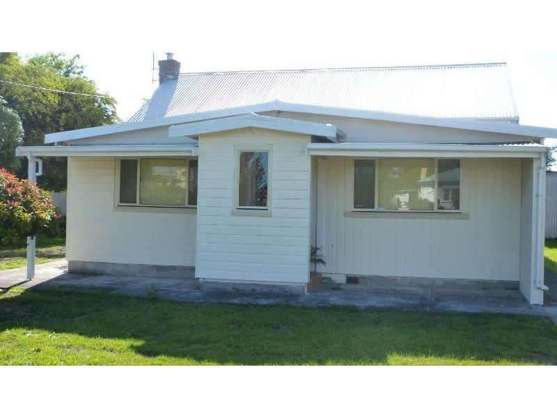 14 Mainwaring Street, Beauty Point TAS 7270