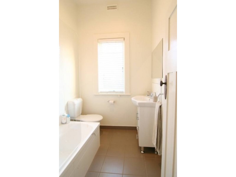 8 Belhaven Crescent, Newstead TAS 7250