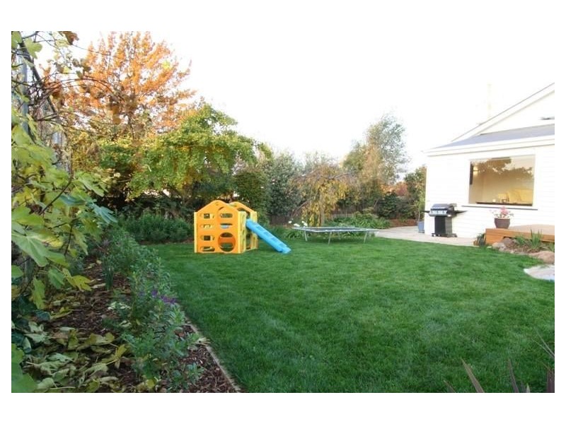 8 Belhaven Crescent, Newstead TAS 7250