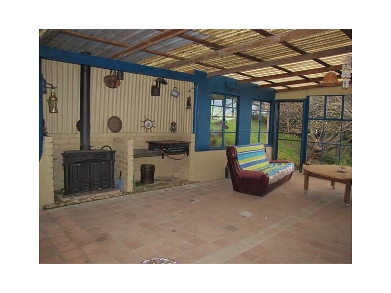 7 Augustus Street, Beauty Point TAS 7270