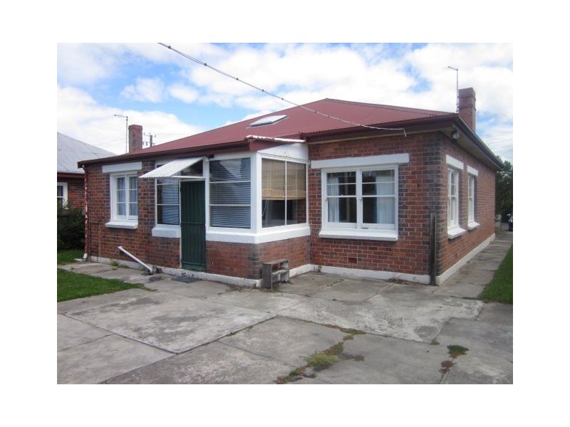 8 Plumer Street, Mowbray TAS 7248