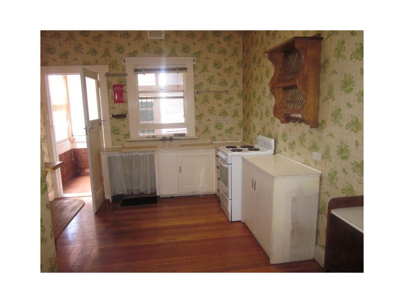 8 Plumer Street, Mowbray TAS 7248