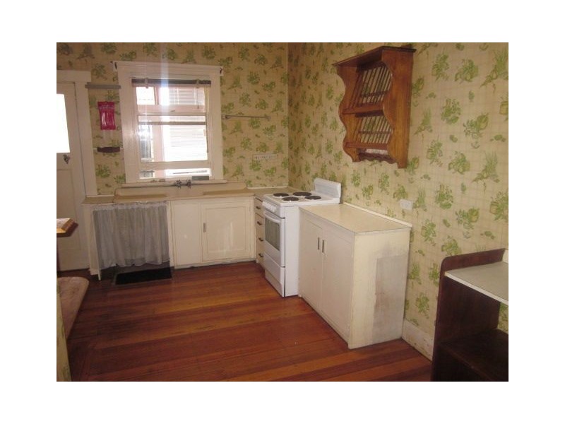 8 Plumer Street, Mowbray TAS 7248