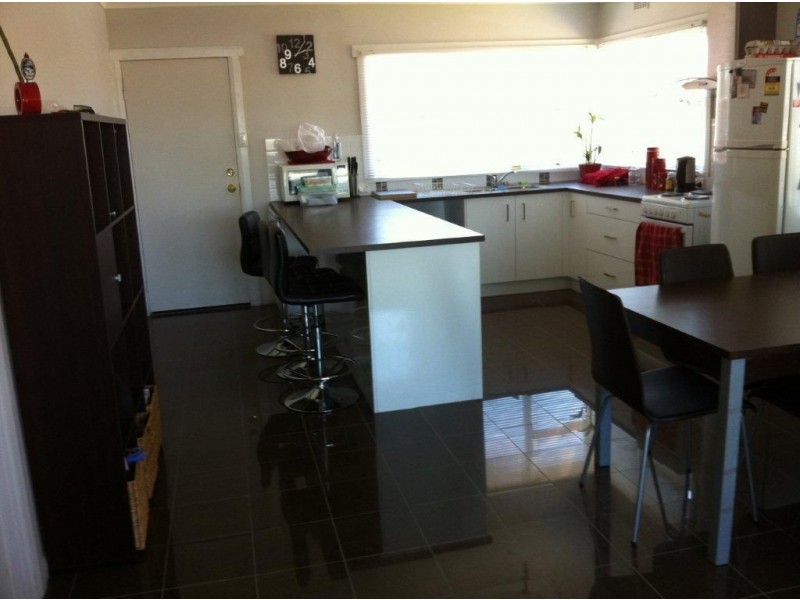1 Crestview Court, Newnham TAS 7248