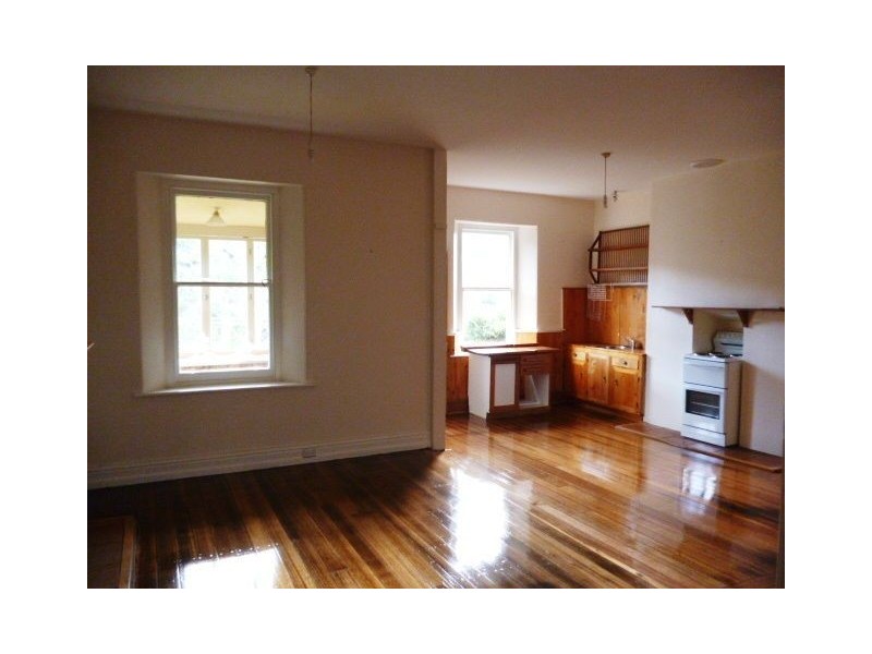 8 Corin Street, West Launceston TAS 7250