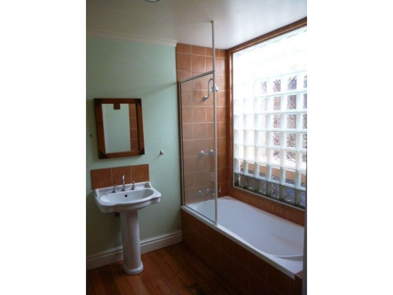 8 Corin Street, West Launceston TAS 7250