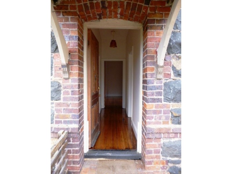 8 Corin Street, West Launceston TAS 7250