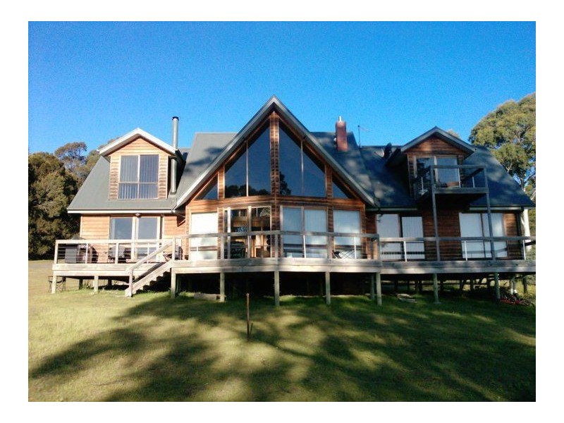 2043 East Tamar Highway, Swan Bay TAS 7252