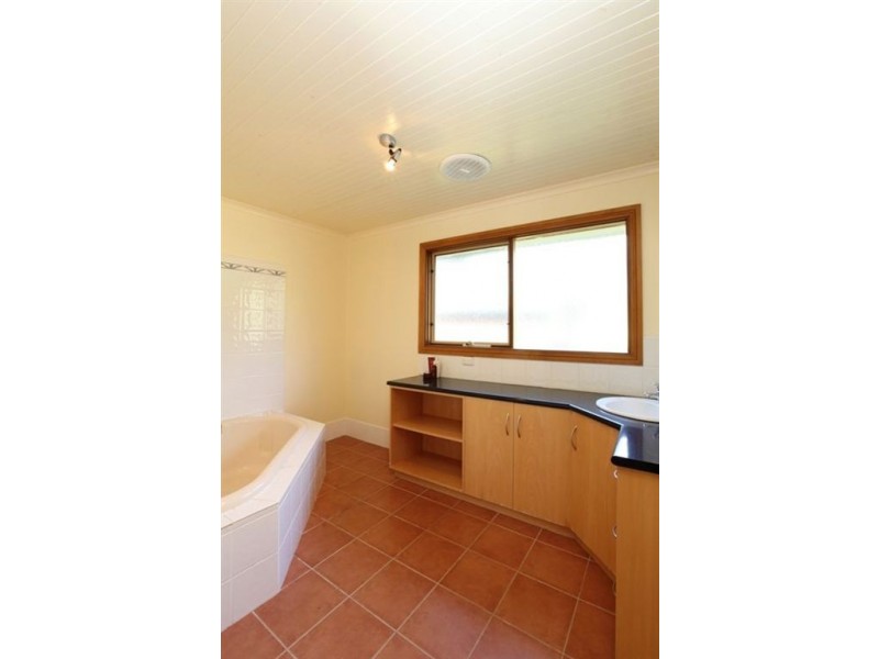 2043 East Tamar Highway, Swan Bay TAS 7252