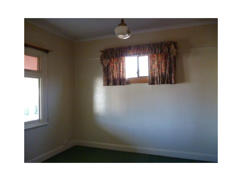 12 Button Street, Mowbray TAS 7248