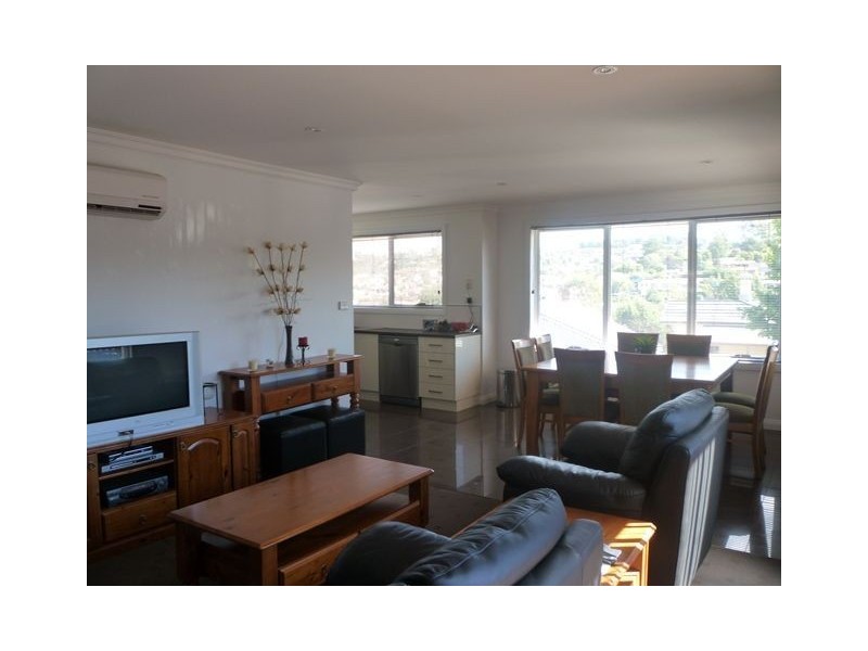 1/5 Merrington Lane, Kings Meadows TAS 7249