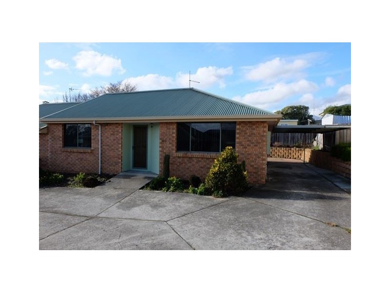 2/22 Notley Street, Newnham TAS 7248