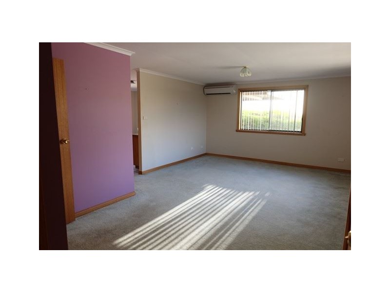 2/22 Notley Street, Newnham TAS 7248
