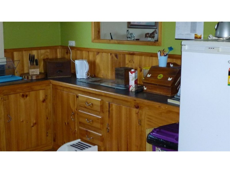 8 Cornwall Street, Beaconsfield TAS 7270