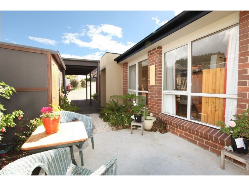 1/7 Lennon Rise, Newstead TAS 7250