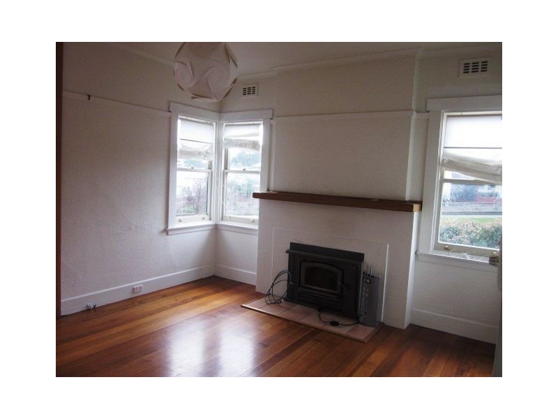 21 Basin Road, West Launceston TAS 7250